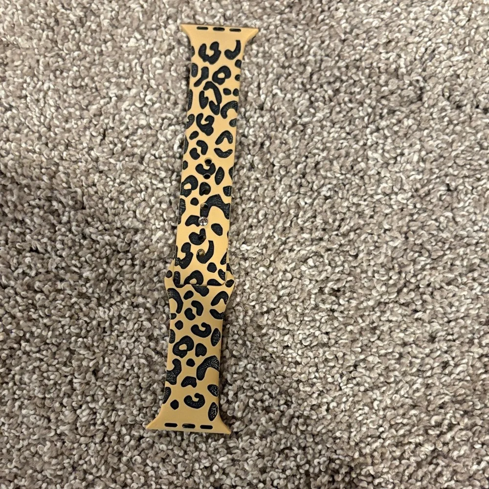 Leopard Print Tan Silicone Wristband for Wearable Clips